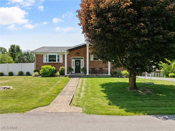 57 Della Dr, Bloomingdale, OH 43910