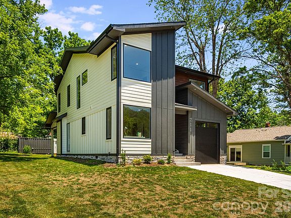 2nd image of 211 Ruby Ave