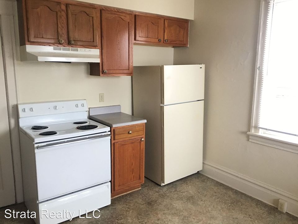 1st image of 100 E Baltimore St