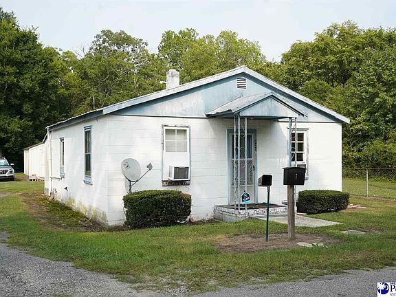 3rd image of 120 Jordan St