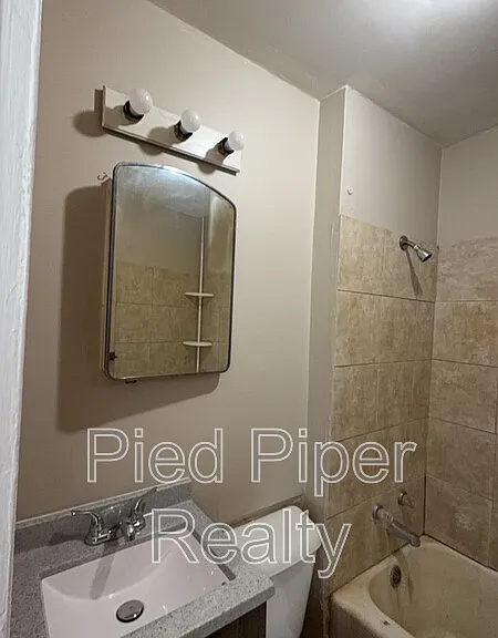 1265 S Galena Ave — Photo 3