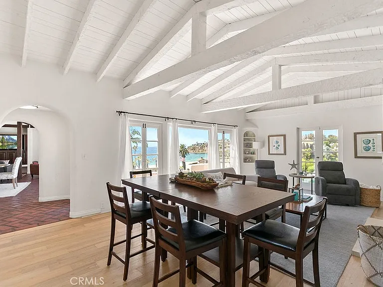 52 Emerald Bay — Photo 7