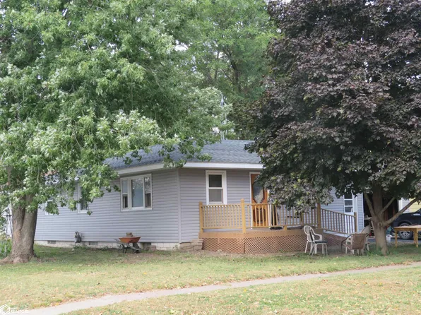 119 2nd Ave SW, Hampton, IA 50441