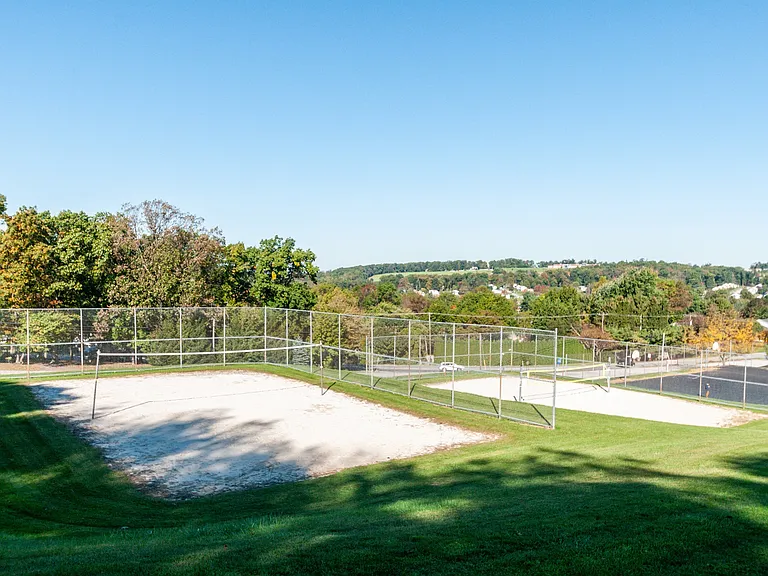 Lions Gate Townhomes — Photo 16