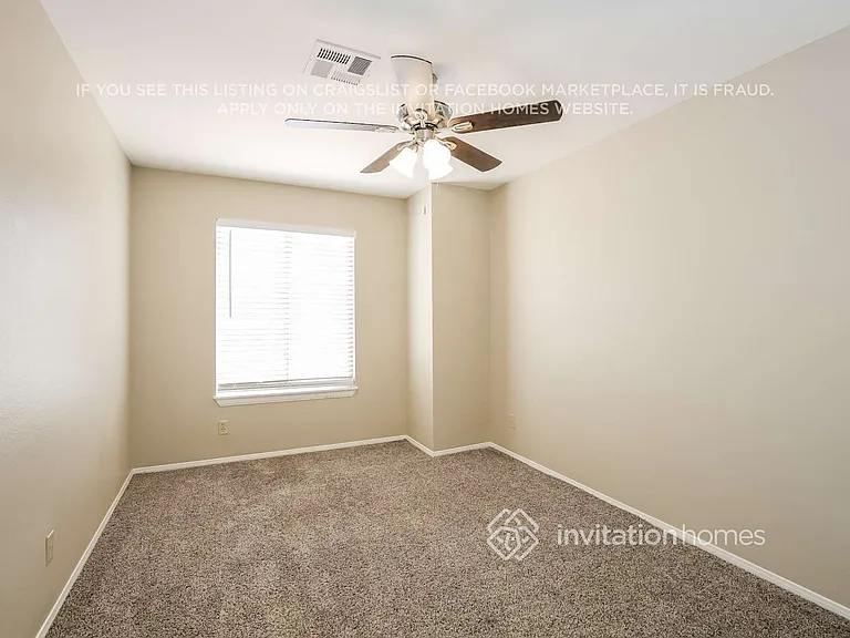7312 Queen Palm Dr — Photo 14