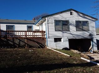 2405 S Hawthorne Ave, Independence, MO 64052