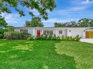 2417 Siesta Dr, Sarasota, FL 34239