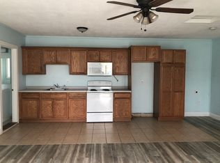 137 Main Rd, Tiverton, RI 02878