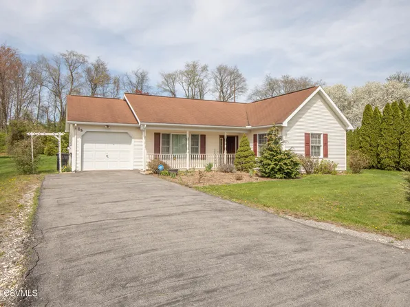 15 Foresman Dr, New Columbia, PA 17856