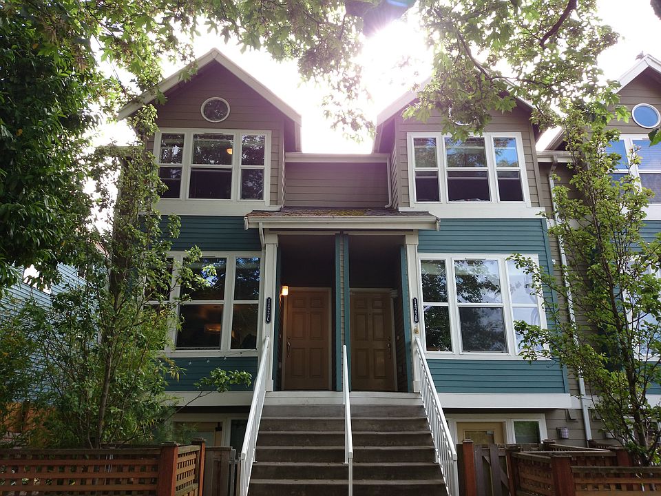 2nd image of 1422 18th Ave