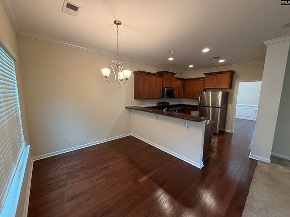 2nd image of 133 Drakewood Dr