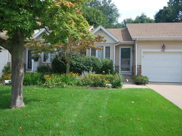 447 Amity Ln, Douglas, MI 49406