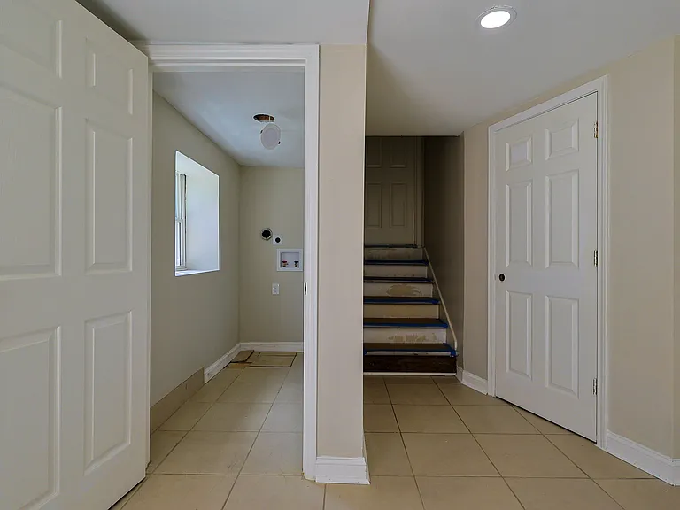 1295 Morrow Rd — Photo 33
