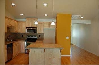 4th image of 7620 NE 62nd St