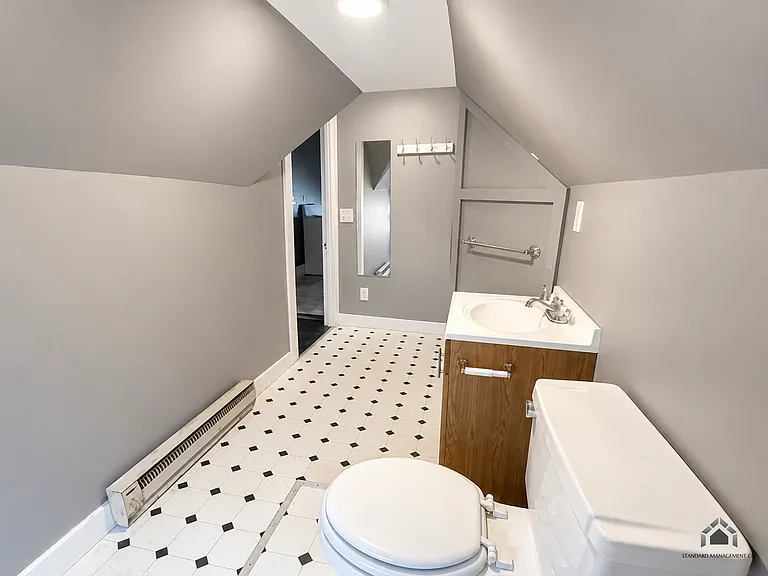 16 West St — Photo 11