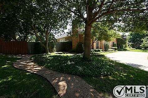 4th image of 6320 Woodway Ln