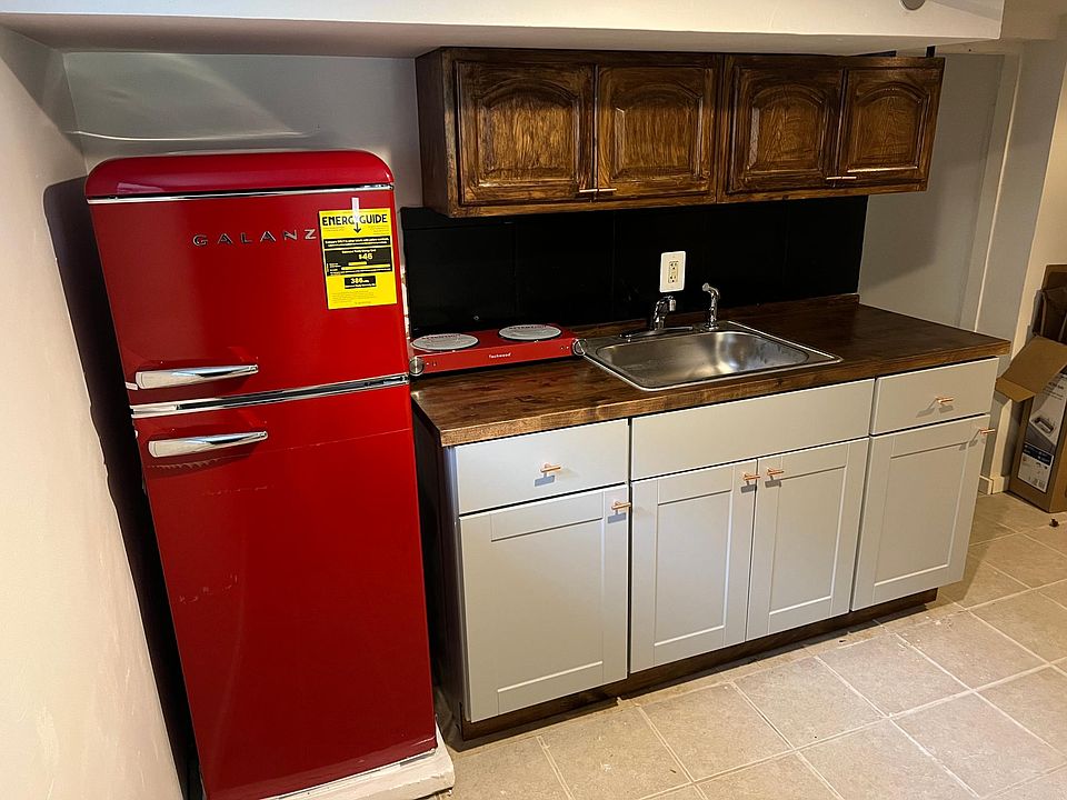 1st image of 3234 Lucerne St #Basement