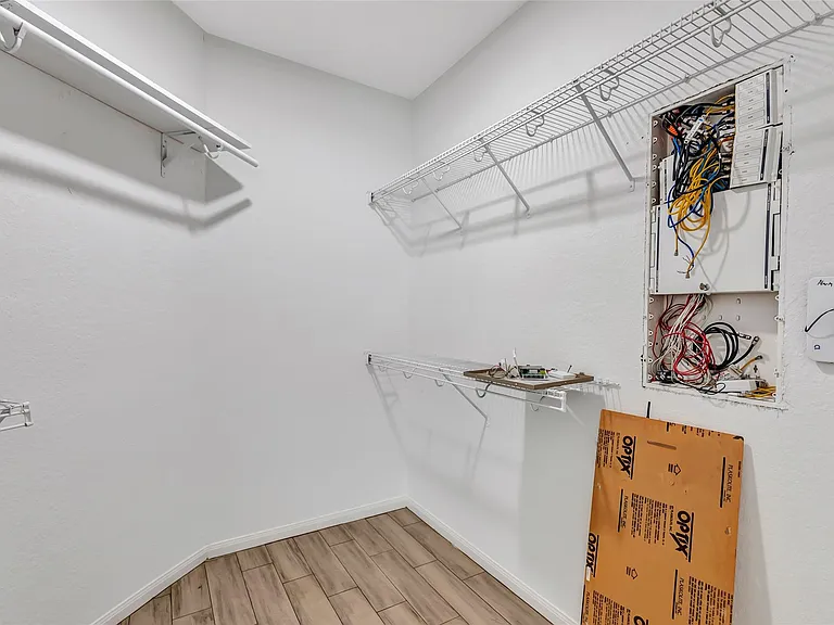 9934 Dragonfly Meadow Ct — Photo 17