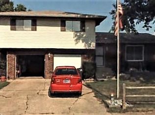 609 Spring Valley Dr, Indianapolis, IN 46231