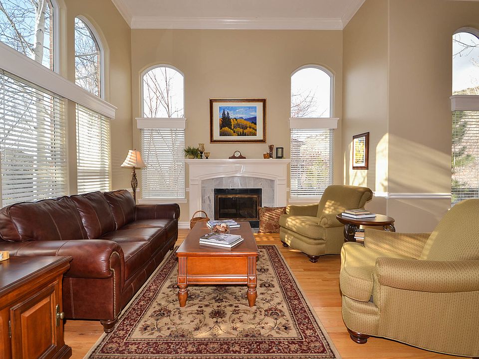2nd image of 9005 S Cobble Canyon Ln