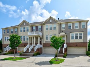 6375 Park Pointe Ct, Pepper Pike, OH 44124