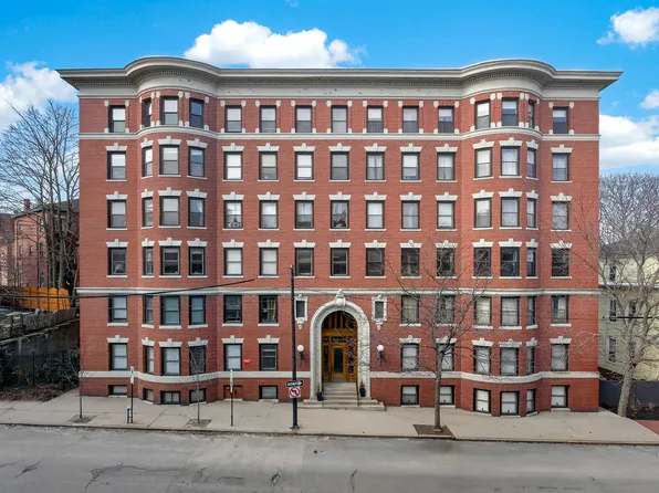 180 High Street #24, Portland, ME 04101