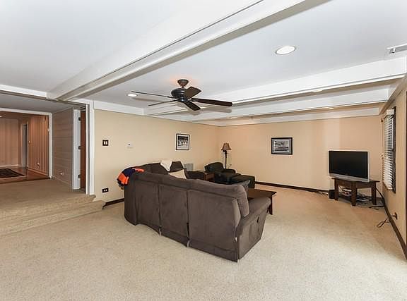 5th image of 34481 N Circle Dr