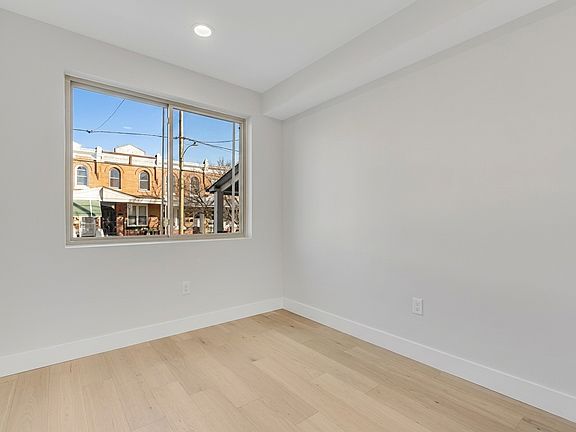 4th image of 3258 N 13th St #C