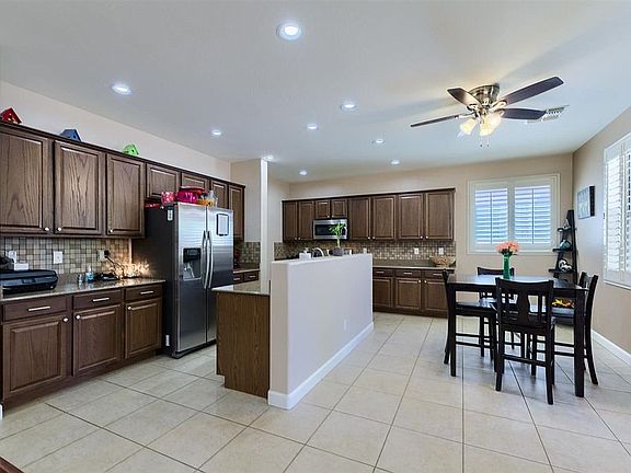 5th image of 3440 E Bartlett Dr