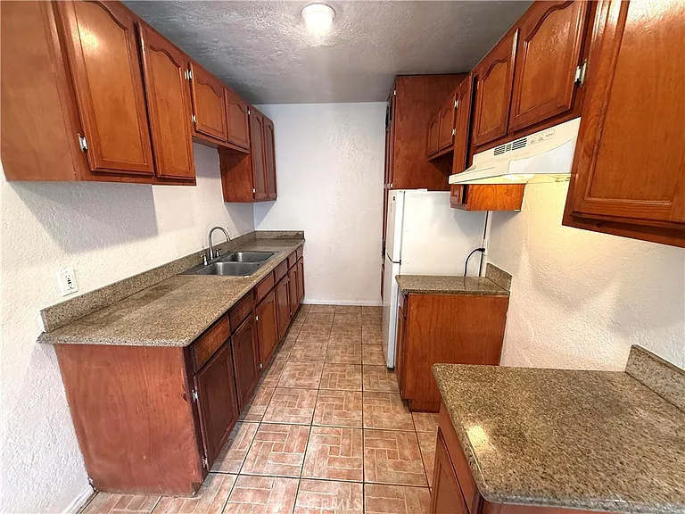 10234 Woodworth Ave #2 — Photo 8