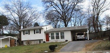 2nd image of 5212 Royal Dr