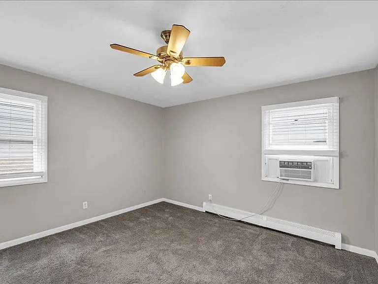 335 Riley Dr — Photo 23