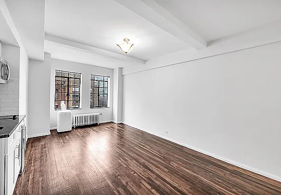 3rd image of 45 Tudor City Pl APT 903