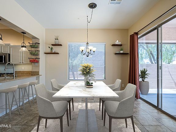 5th image of 1356 W WEATHERBY Way