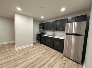 18 Hampton Rd #D5, New Brunswick, NJ 08901