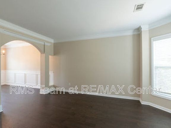 5th image of 1996 Jameson Cir