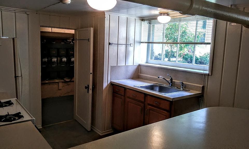 B2: Kitchen