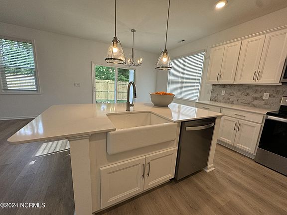 4th image of 8802 Colbert Place Drive