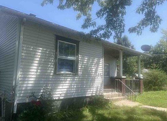 1st image of 2927 N 45th St