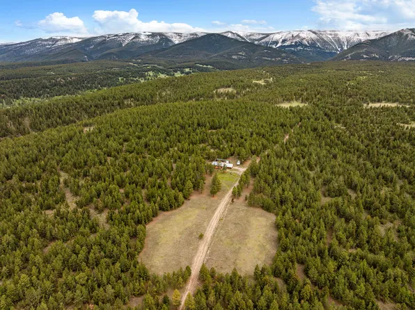125 Golden Bear Ln, Judith Gap, MT 59453