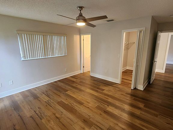 3rd image of 2511 Hayes St
