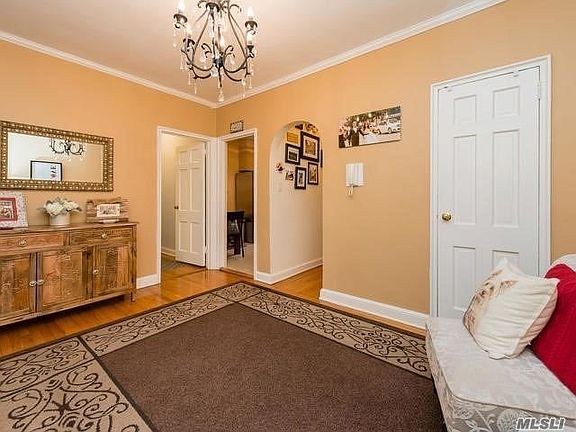 4th image of 119 2nd St APT G2