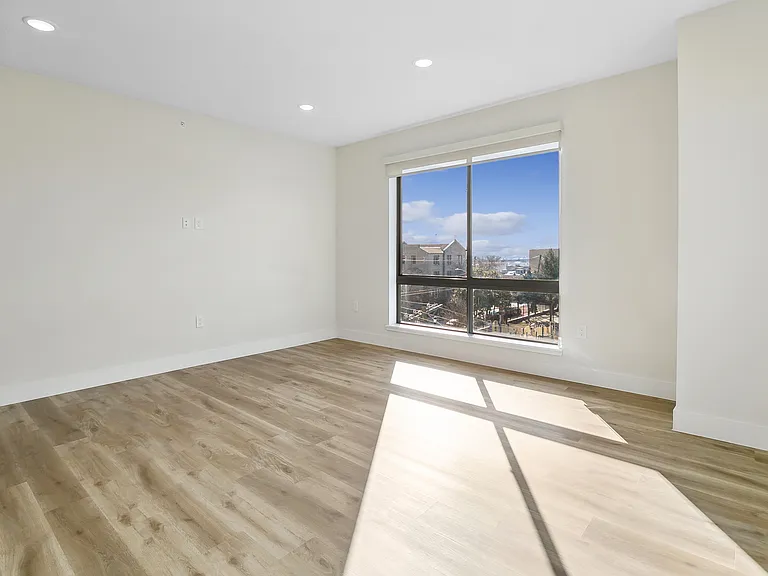 582 66th Street — Photo 24