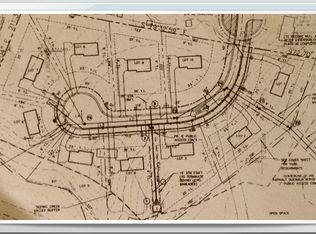 17829 Yatton Rd, Round Hill, VA 20141