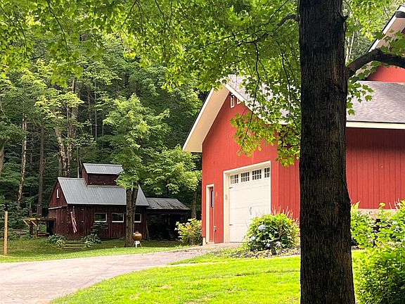 4th image of 490 Watkins Road