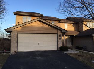 16633 Grants Trl, Orland Park, IL 60467