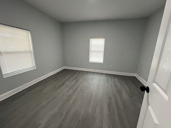 4th image of 1207 W 3rd St