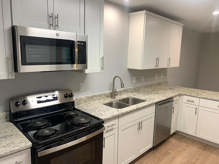 1016 Granite Ct — Photo 37
