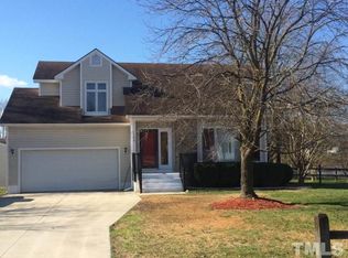 200 Vuncannon Dr, Fuquay Varina, NC 27526