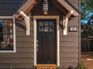400 Heliotrope Dr, Lake Arrowhead, CA 92352